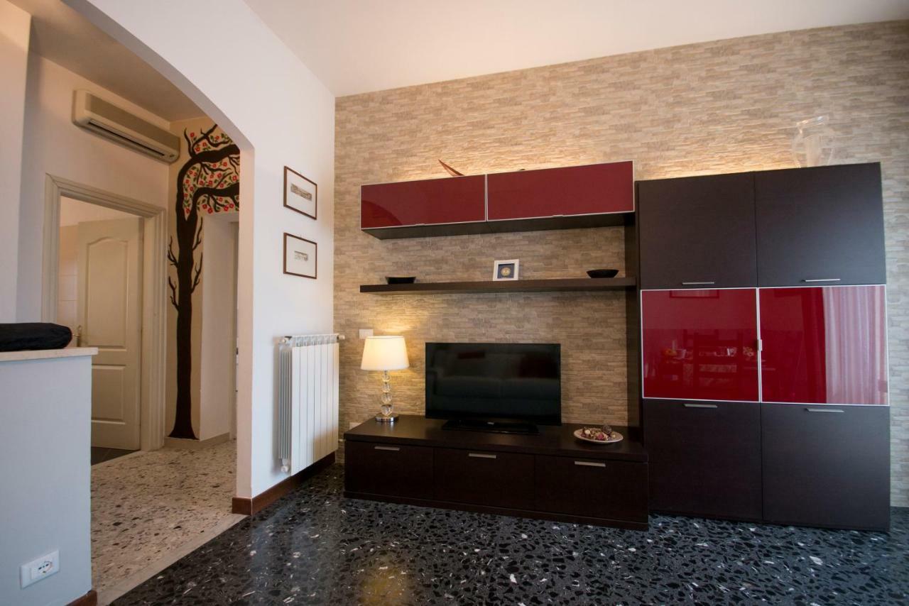 A Casa Di Simone A Viareggioアパートメント エクステリア 写真