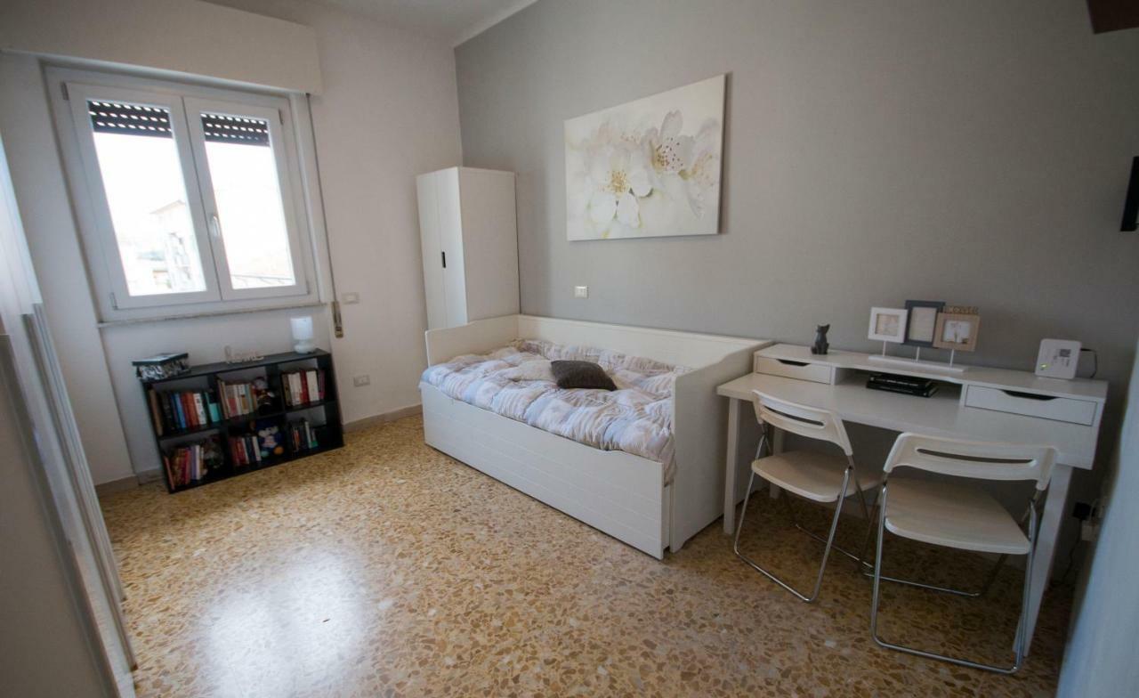 A Casa Di Simone A Viareggioアパートメント エクステリア 写真